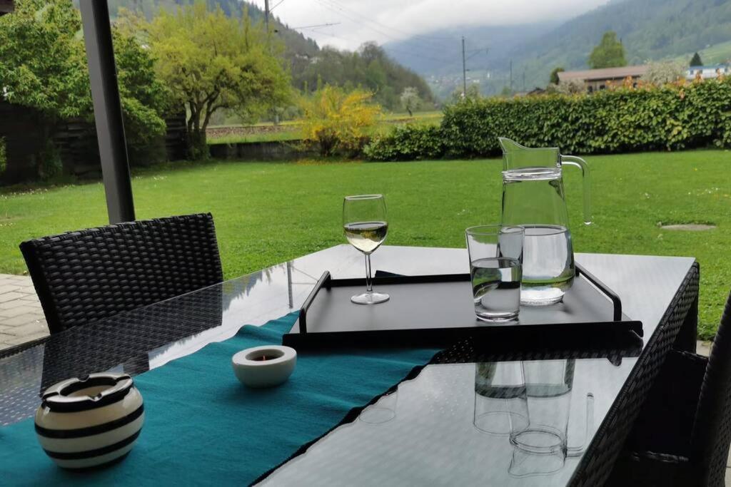 Jenaz Schones Kleines Studio Mit Sitzplatz, Mitten Im Prattigau מראה חיצוני תמונה