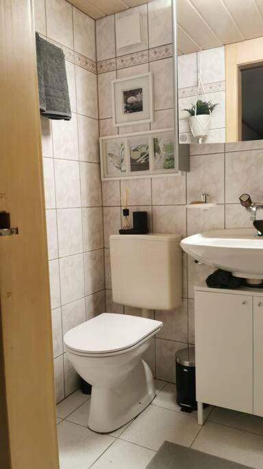 Jenaz Schones Kleines Studio Mit Sitzplatz, Mitten Im Prattigau מראה חיצוני תמונה