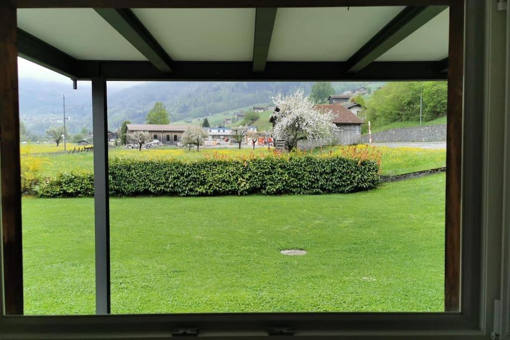 Jenaz Schones Kleines Studio Mit Sitzplatz, Mitten Im Prattigau מראה חיצוני תמונה