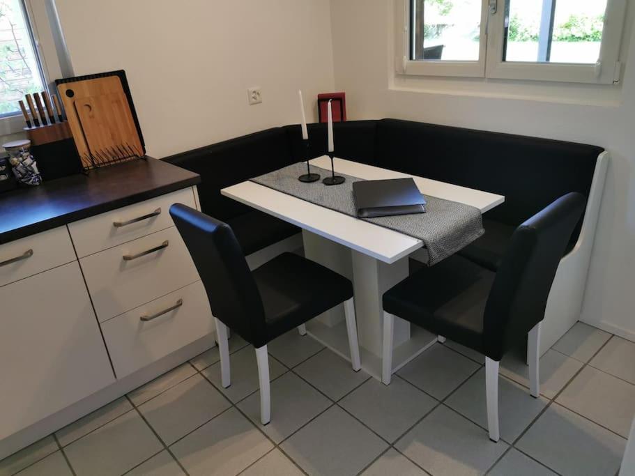 Jenaz Schones Kleines Studio Mit Sitzplatz, Mitten Im Prattigau מראה חיצוני תמונה